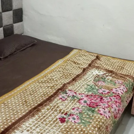 Shree Maya Home Stay Ujjain Room photo